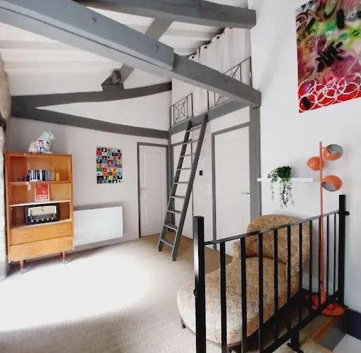 Maison Centre Historique Nyaraló *